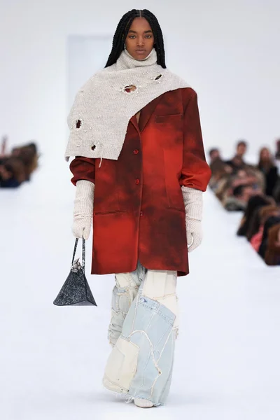 Look 20